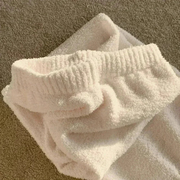 White Casual Women's Comfy Fuzzy Sweater Pant With Pockets - Picture 6 of 6